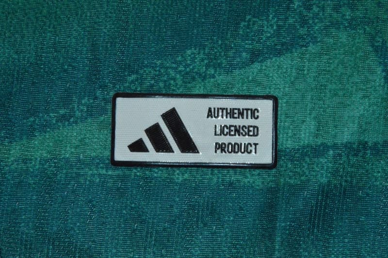 Thailand Quality(AAA) 2026 Germany World Cup Goalkeeper Green Soccer Jersey (Player)