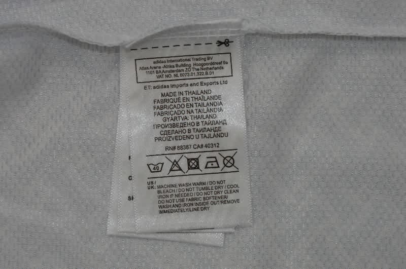 Thailand Quality(AAA) 2026 Italy World Cup Away Long Sleeve Soccer Jersey