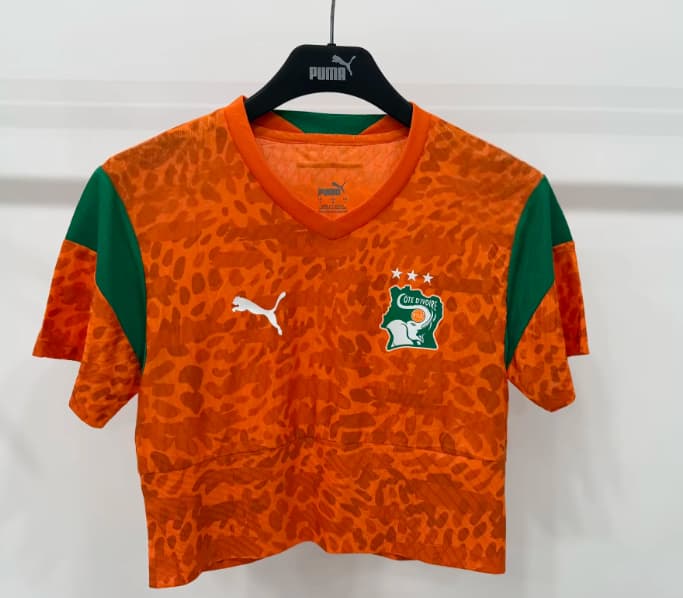 Thailand Quality(AAA) 2026 Ivory Home Women Cropped Soccer Jersey