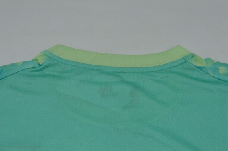 Thailand Quality(AAA) 2026 Portugal Goalkeeper Green Soccer Jersey
