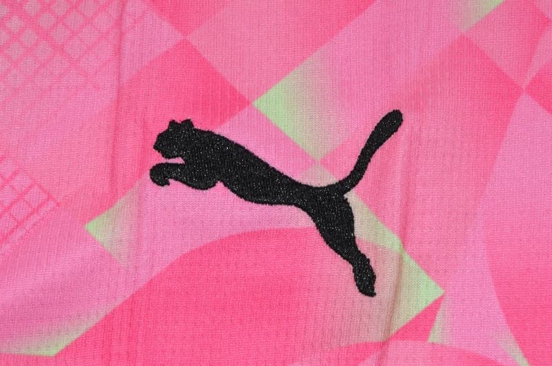Thailand Quality(AAA) 2026 Portugal Goalkeeper Pink Soccer Jersey
