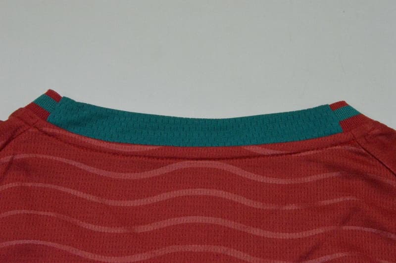 Thailand Quality(AAA) 2026 Portugal World Cup Home Women Cropped Soccer Jersey