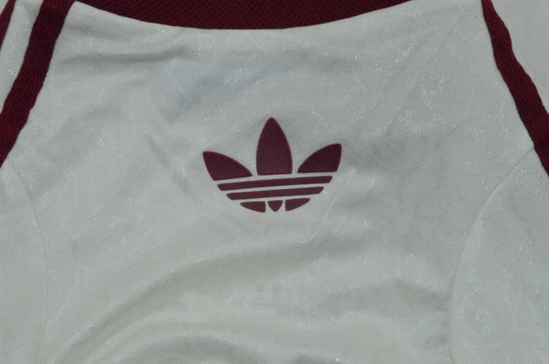 Thailand Quality(AAA) 2026 Spain Away Pet Soccer Jersey