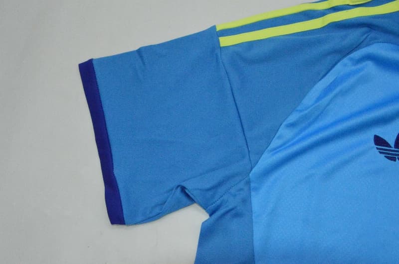 Thailand Quality(AAA) 2026 Spain World Cup Goalkeeper Blue Soccer Jersey 02