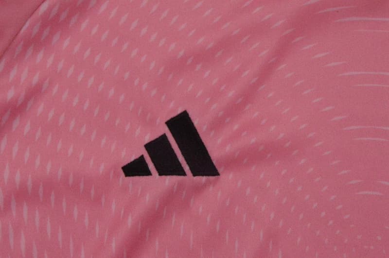 Thailand Quality(AAA) 25/26 Venezuela Goalkeeper Pink Soccer Jersey