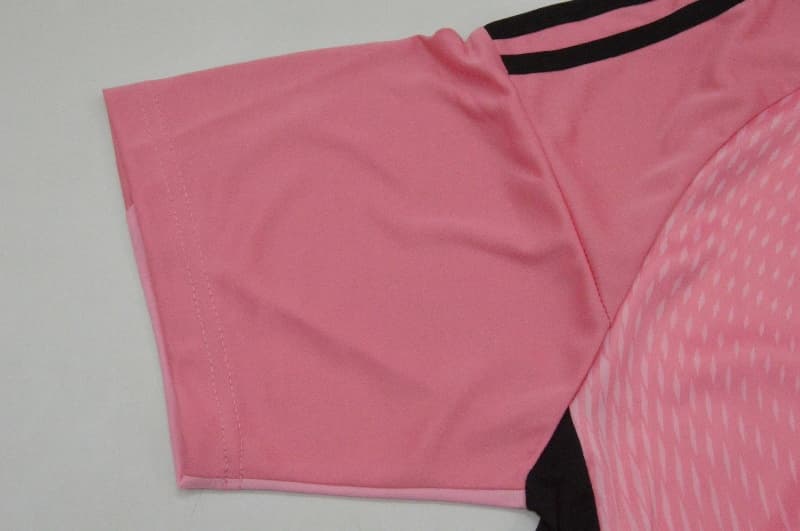 Thailand Quality(AAA) 25/26 Venezuela Goalkeeper Pink Soccer Jersey