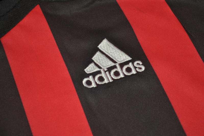 Thailand Quality(AAA) 2006/07 AC Milan Home Retro Soccer Jersey