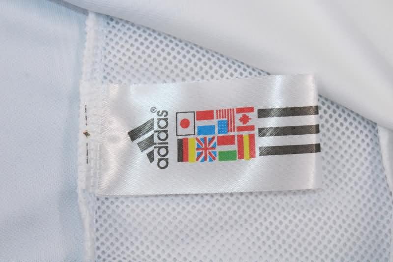 Thailand Quality(AAA) 2004/05 Argentina Home Retro Soccer Jersey