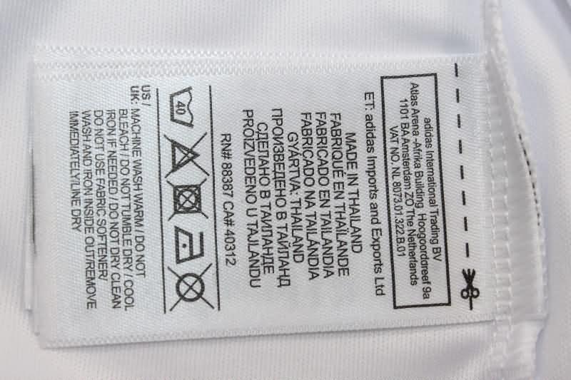 Thailand Quality(AAA) 2008/10 Argentina Home Retro Soccer Jersey