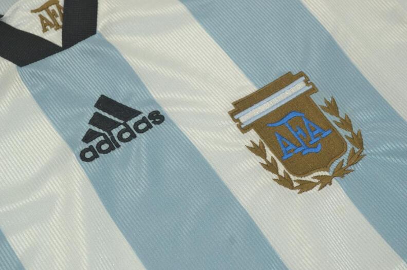 Thailand Quality(AAA) 1998 Argentina Home Retro Soccer Jersey