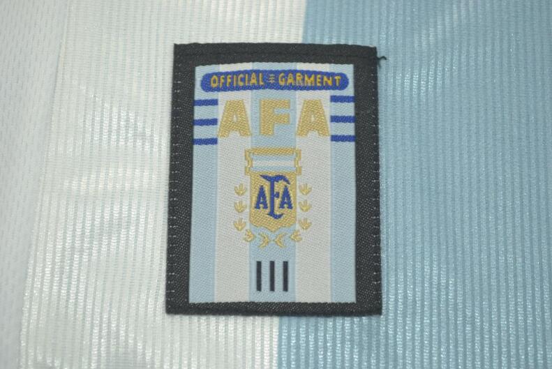 Thailand Quality(AAA) 1998 Argentina Home Retro Soccer Jersey