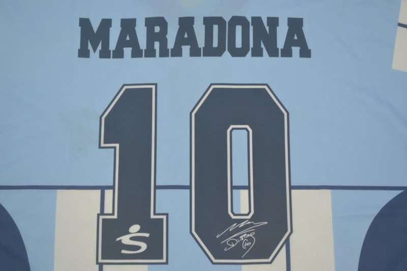 Thailand Quality(AAA) 2001 Argentina Maradona Retro Soccer Jersey