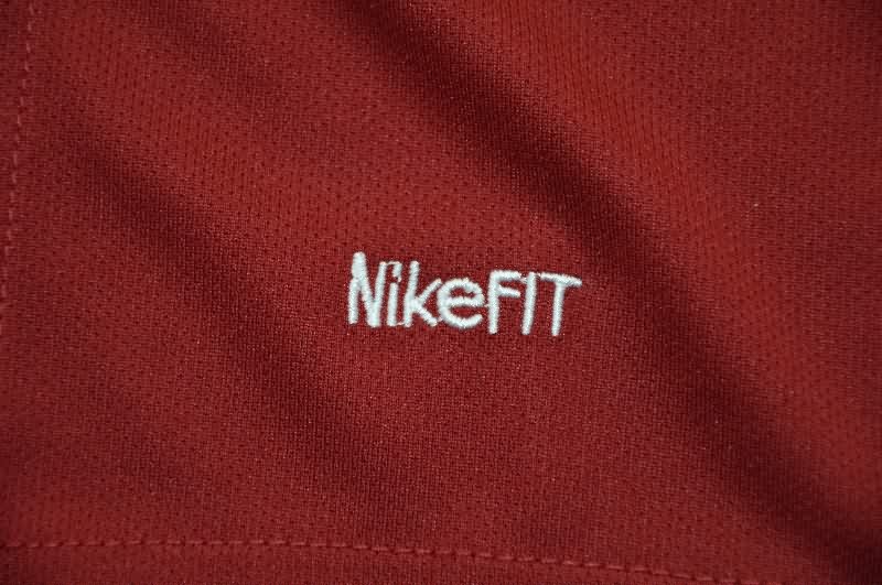 Thailand Quality(AAA) 2009/10 Aston Villa Home Retro Soccer Jersey