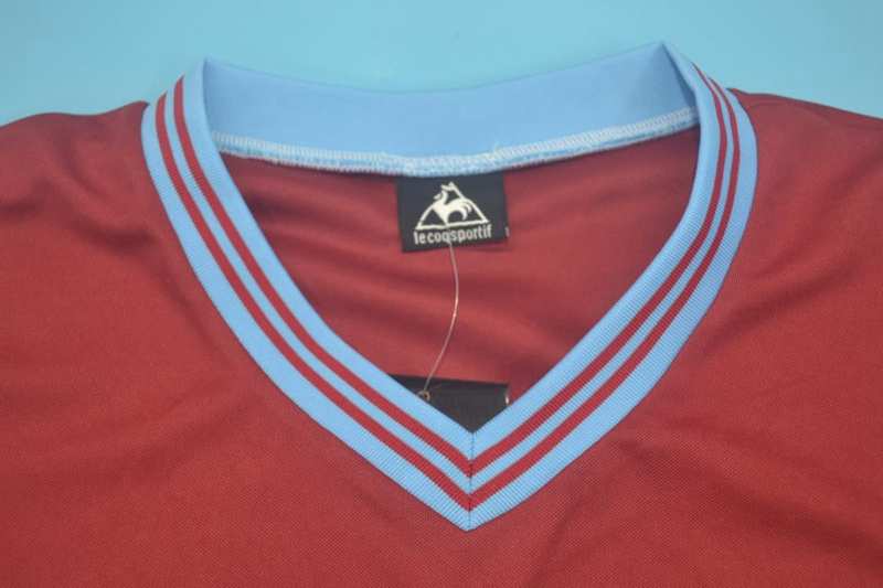 Thailand Quality(AAA) 1982/83 Aston Villa Home Retro Soccer Jersey