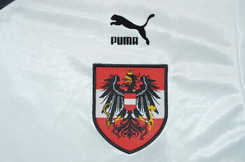 Thailand Quality(AAA) 1990/91 Austria Home Retro Soccer Jersey