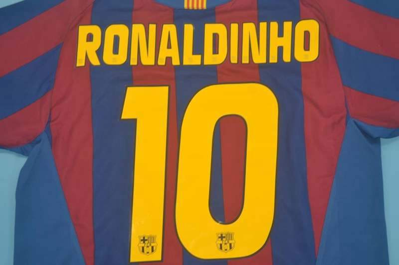 Thailand Quality(AAA) 2005/06 Barcelona Home Retro Soccer Jersey