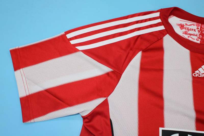 Thailand Quality(AAA) 2010/11 Bayern Munich Home Retro Soccer Jersey