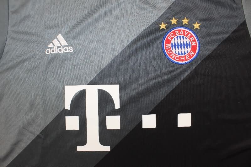 Thailand Quality(AAA) 2016/17 Bayern Munich Away Retro Soccer Jersey