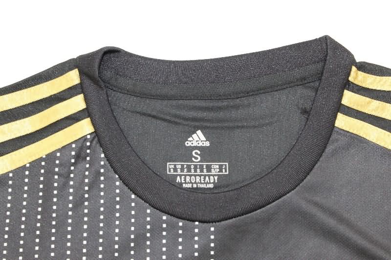 Thailand Quality(AAA) 2021/22 Bayern Munich Away Retro Soccer Jersey