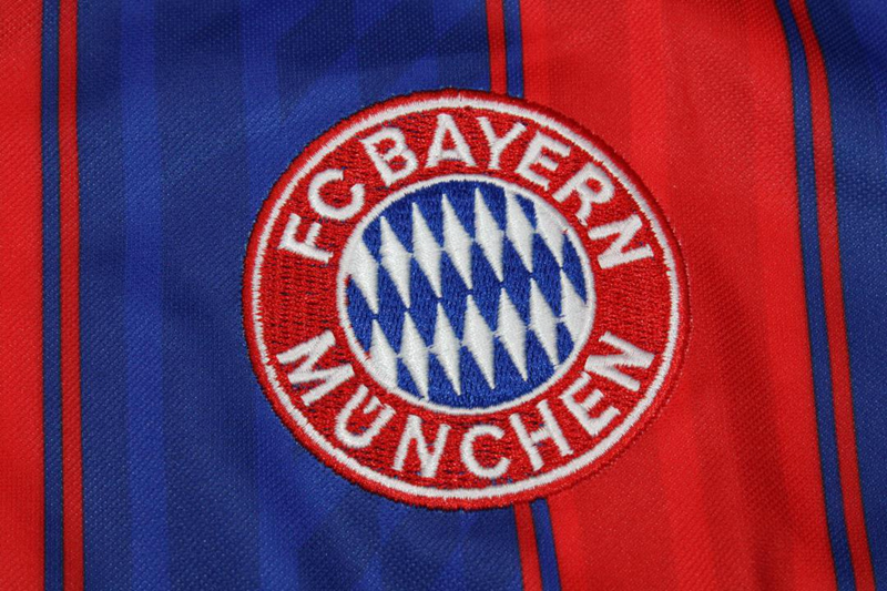 Thailand Quality(AAA) 1995/97 Bayern Munich Home Retro Soccer Jersey