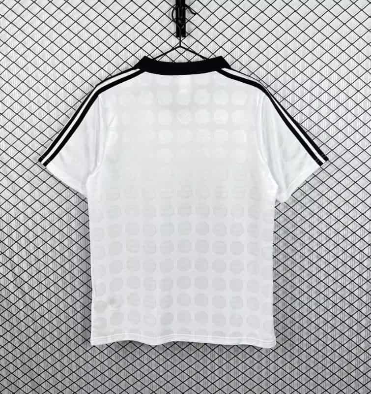 Thailand Quality(AAA) 1990/91 Besiktas Home Retro Soccer Jersey