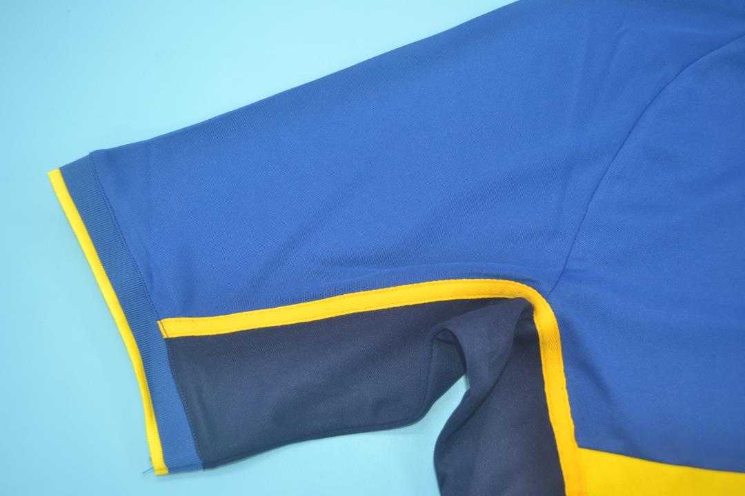 Thailand Quality(AAA) 2002 Boca Juniors Home Retro Soccer Jersey