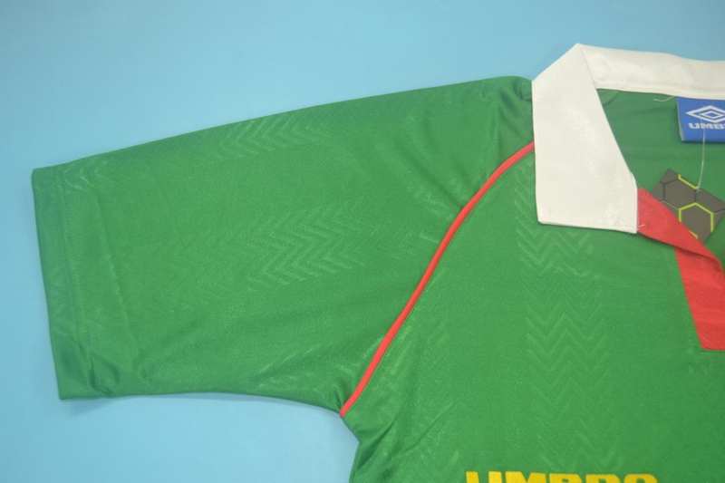 Thailand Quality(AAA) 1994 Bolivia Home Retro Soccer Jersey