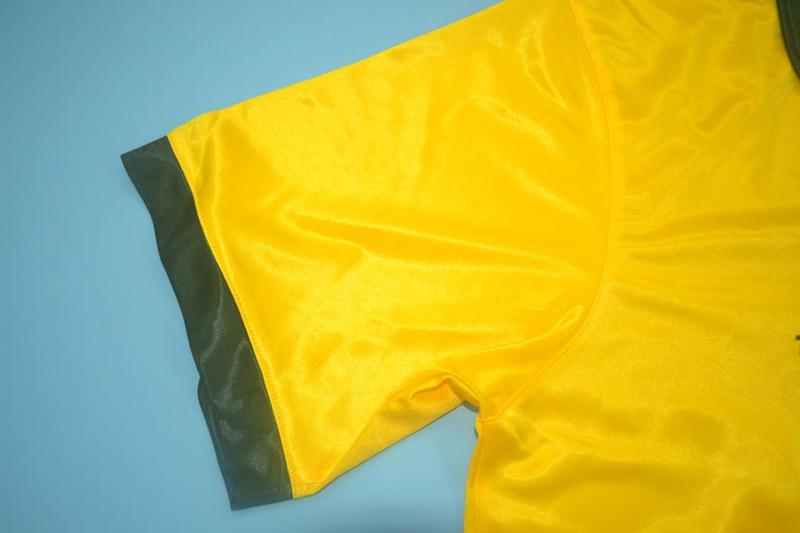 Thailand Quality(AAA) 1988 Brazil Home Retro Soccer Jersey