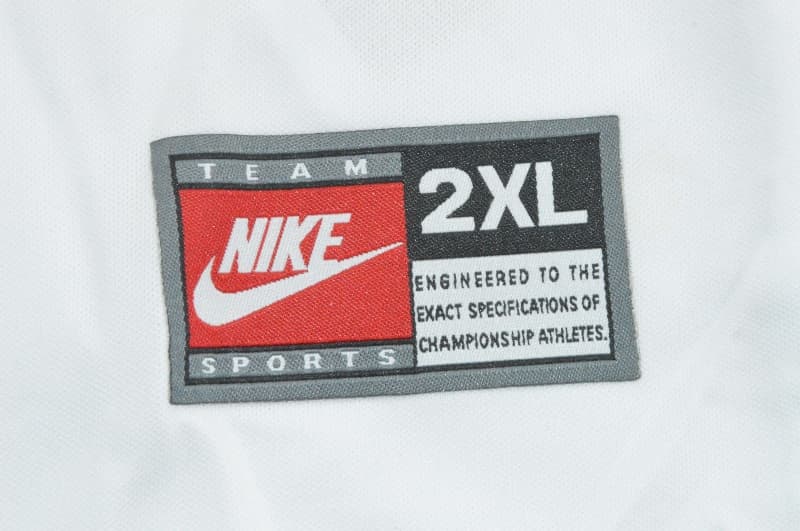 Thailand Quality(AAA) 1998 Brazil Goalkeeper White Retro Long Sleeve Soccer Jersey