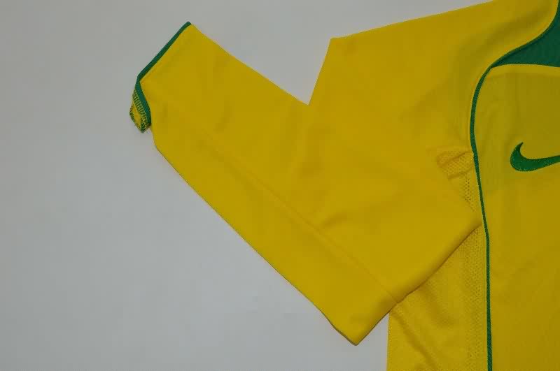 Thailand Quality(AAA) 2004 Brazil Home Retro Long Sleeve Soccer Jersey