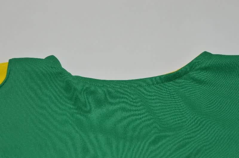 Thailand Quality(AAA) 2004 Brazil Home Retro Long Sleeve Soccer Jersey