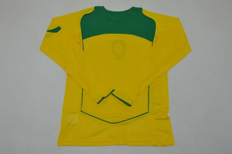 Thailand Quality(AAA) 2004 Brazil Home Retro Long Sleeve Soccer Jersey