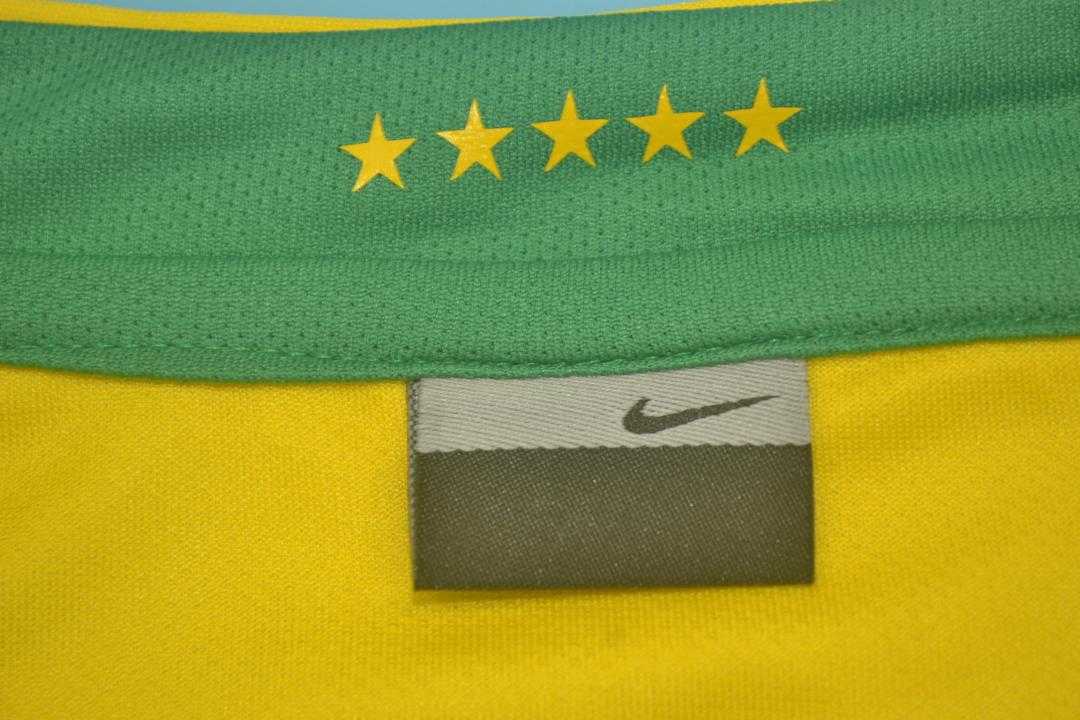 Thailand Quality(AAA) 2006 Brazil Home Retro Soccer Jersey