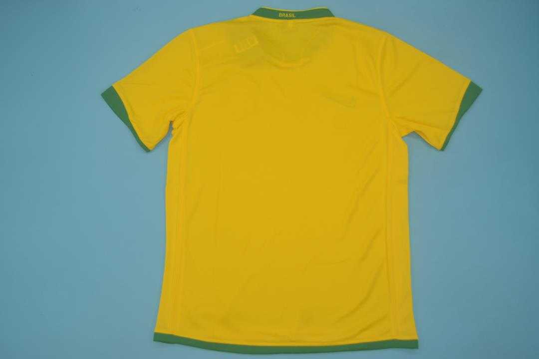 Thailand Quality(AAA) 2006 Brazil Home Retro Soccer Jersey