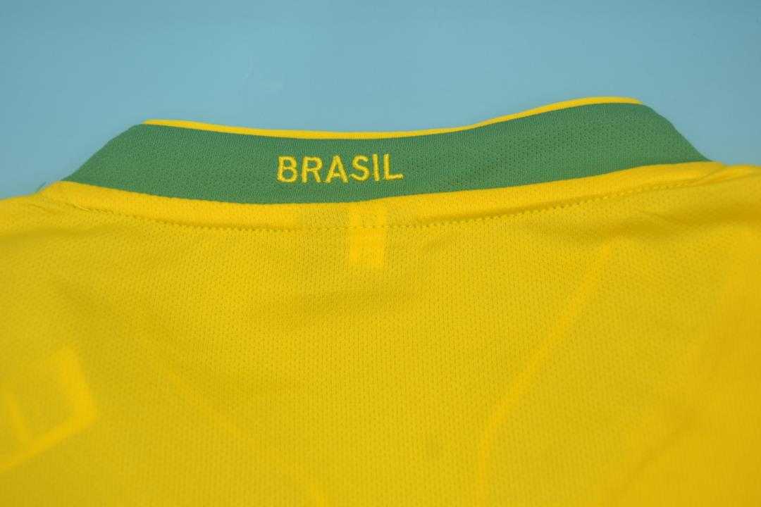 Thailand Quality(AAA) 2006 Brazil Home Retro Soccer Jersey