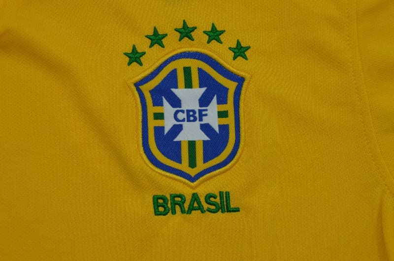 Thailand Quality(AAA) 2013 Brazil Home Retro Soccer Jersey