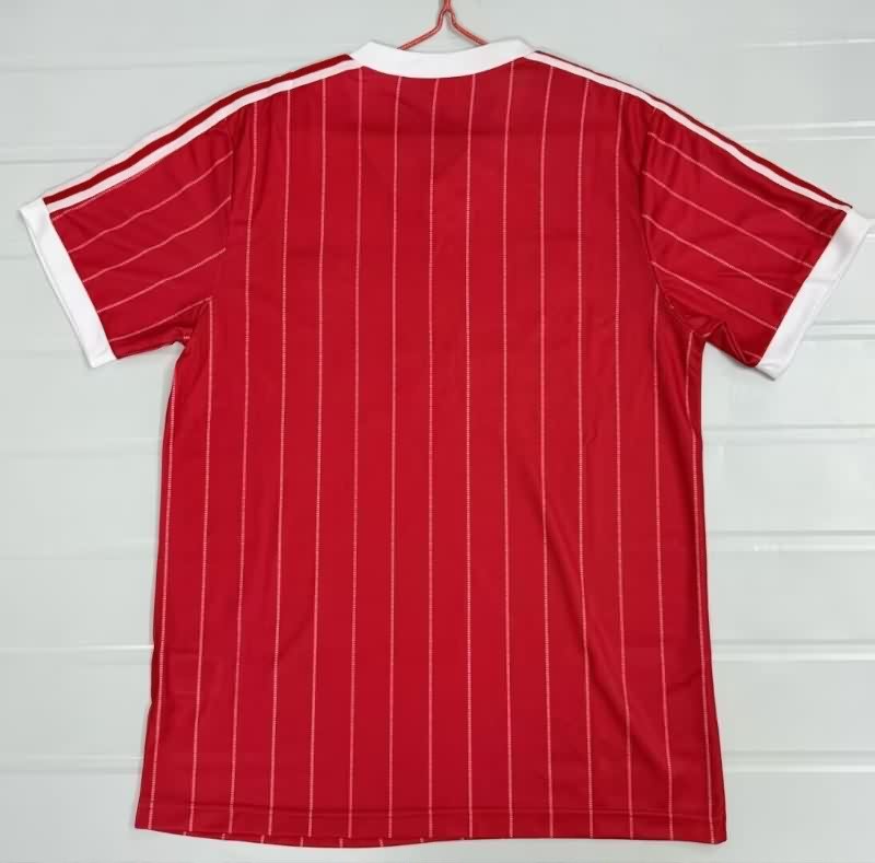 Thailand Quality(AAA) 1982/83 CCCP Home Retro Soccer Jersey