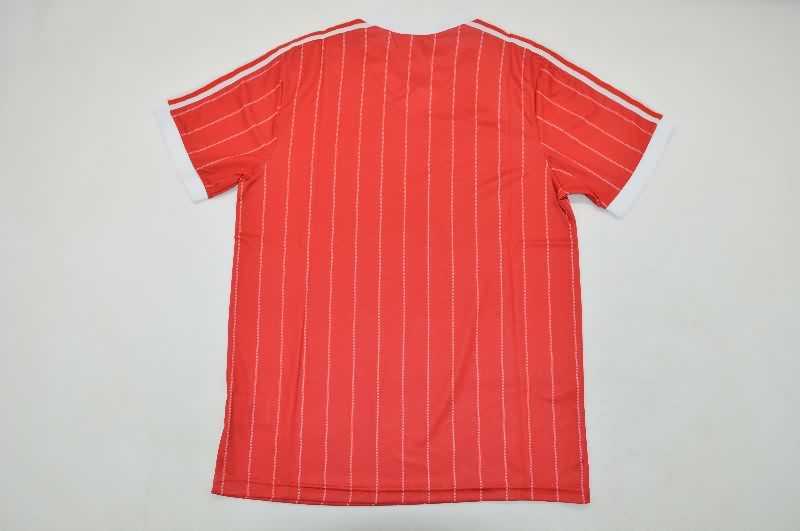 Thailand Quality(AAA) 1982/83 CCCP Home Retro Soccer Jersey
