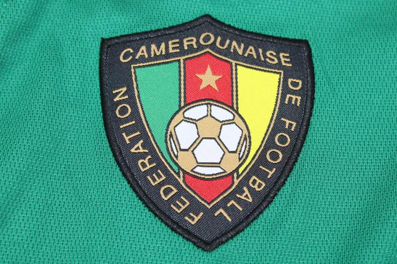 Thailand Quality(AAA) 2002 Cameroon Home Retro Soccer Jersey