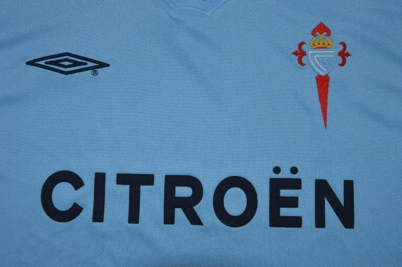 Thailand Quality(AAA) 2001/02 Celta Home Cup Retro Soccer Jersey