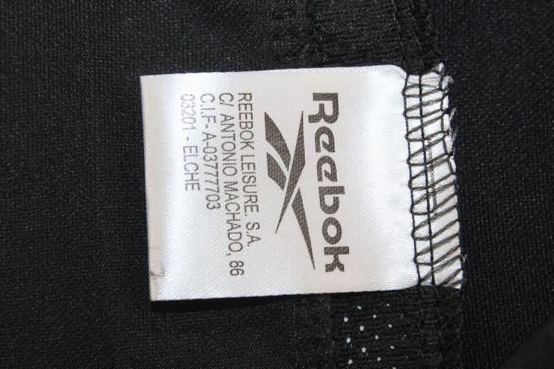 Thailand Quality(AAA) 2004 Colo Colo Away Retro Soccer Jersey
