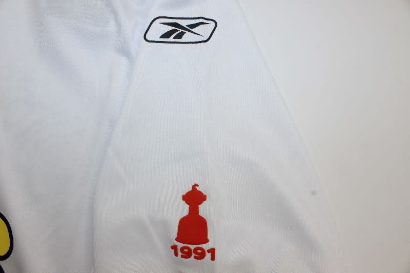 Thailand Quality(AAA) 2004 Colo Colo Home Retro Soccer Jersey