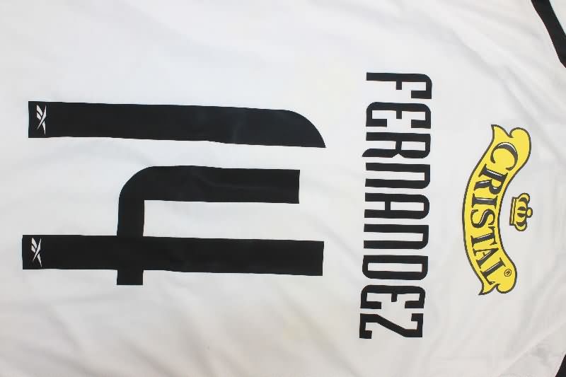 Thailand Quality(AAA) 2005 Colo Colo Home Retro Soccer Jersey