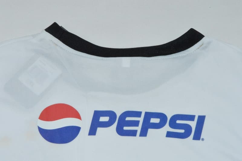 Thailand Quality(AAA) 2003 Corinthians Home Retro Soccer Jersey