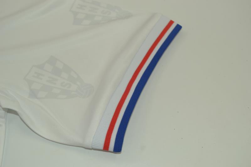 Thailand Quality(AAA) 1998 Croatia Home Retro Soccer Jersey