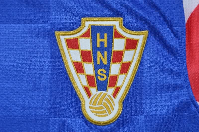 Thailand Quality(AAA) 2010 Croatia Away Retro Soccer Jersey