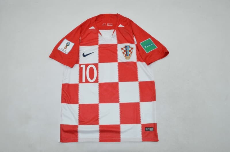 Thailand Quality(AAA) 2018 Croatia Home Retro Soccer Jersey