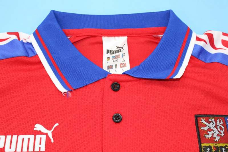 Thailand Quality(AAA) 1996 Czech Home Retro Soccer Jersey