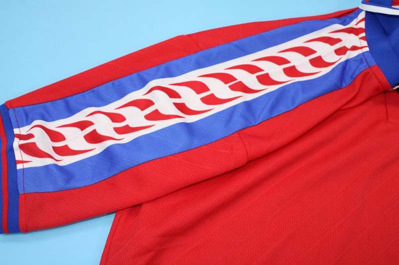 Thailand Quality(AAA) 1996 Czech Home Retro Soccer Jersey