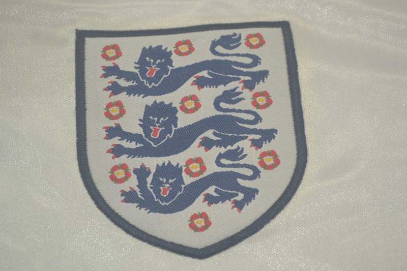 Thailand Quality(AAA) 1989 England Home Retro Soccer Jersey